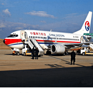 五台山机场空运航空快运业稳步发展的原因是什么？